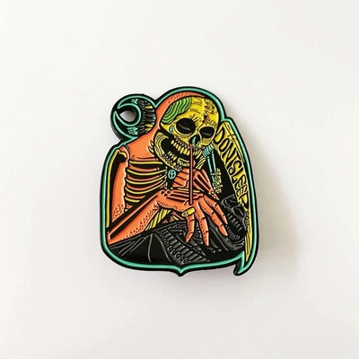 High quality Pin Factory Custom Design Your Own Metal Soft Hard Enamel Pin Lapel Pin Equipped With Butterfly Clutch