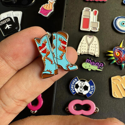 Good price Custom Metal Phone Sticker – Unique Souvenir Pendant Badge Design for Mobile Phone Decor online