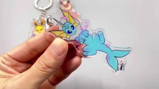 Custom Clear Acrylic Keychain Logo Cartoon Glitter Epoxy Keychain Charm Plastic Key Chain Anime Acry
